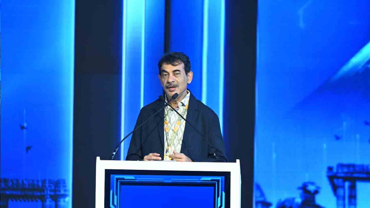 తెలంగాణ రైజింగ్ గ్లోబల్ సమ్మిట్‌ను ప్రారంభించిన గవర్నర్ జిష్టుదేవ్ వర్మ