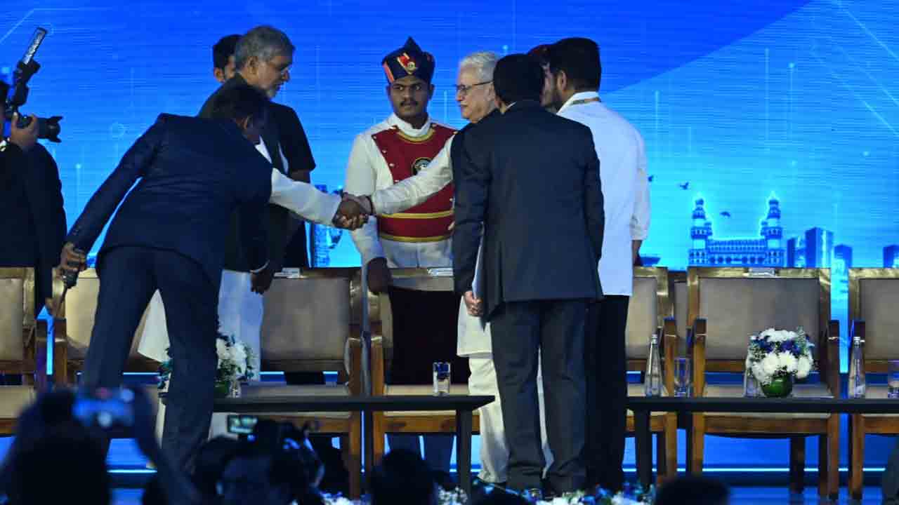 తెలంగాణ రైజింగ్ గ్లోబల్ సమ్మిట్‌ను ప్రారంభించిన గవర్నర్ జిష్టుదేవ్ వర్మ