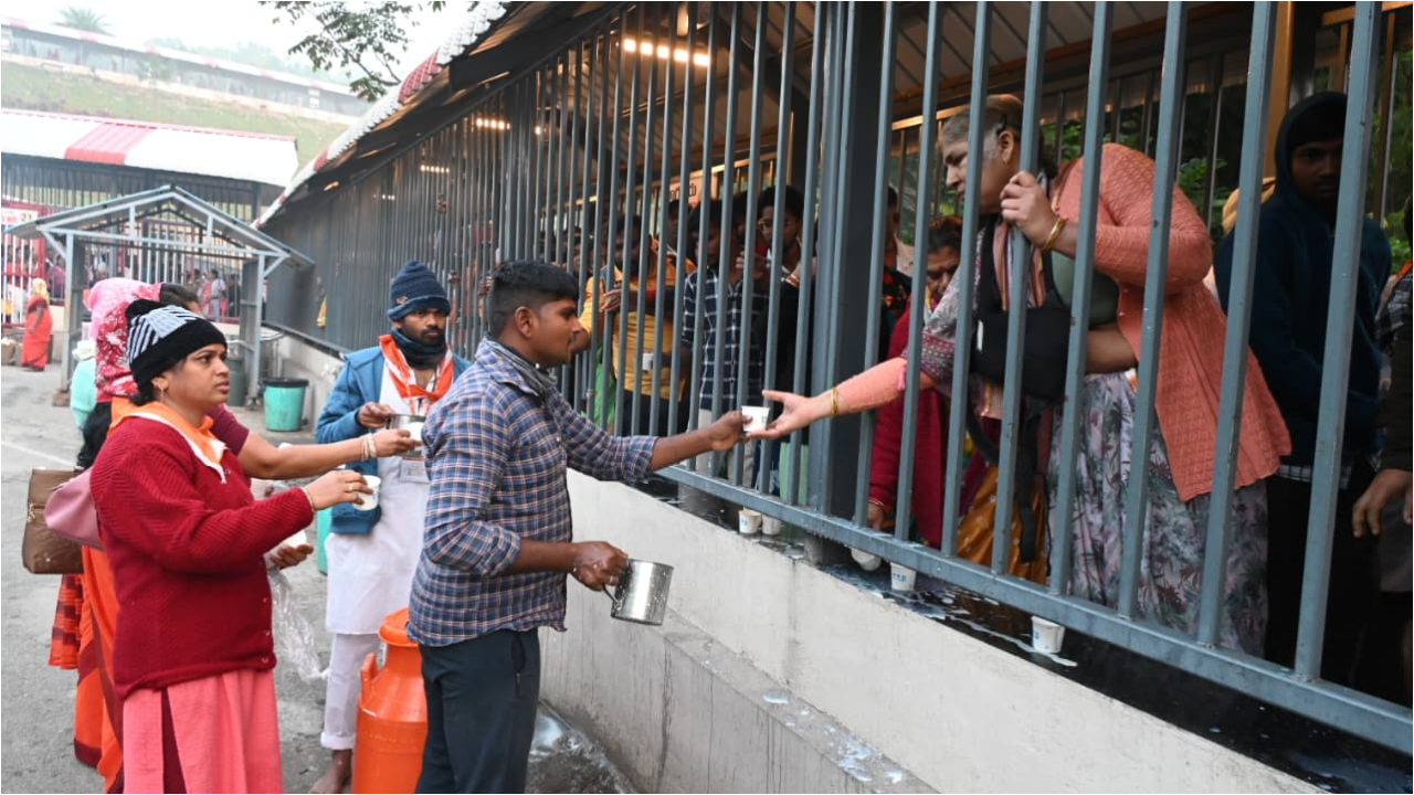 తిరుమలలో సామాన్యులకు వైకుంఠ ద్వారా దర్శనాలు