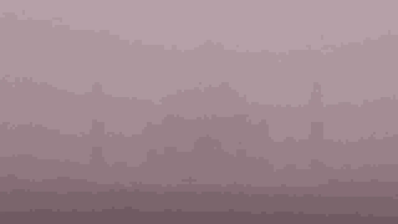 Taj Mahal Fog: దట్టమైన పొగమంచు ఆవరించిన ఆగ్రా.. తాజ్‌మహల్ అస్పష్టం