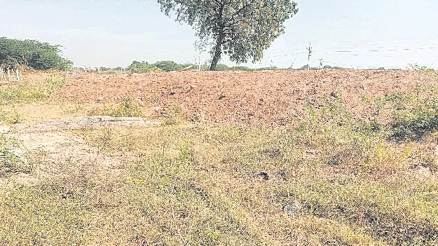 శ్మశాన భూమి కబ్జాకు యత్నం