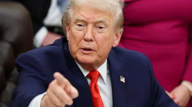 Trump Travel Ban: మరో 7 దేశాల పర్యాటకులపై అమెరికా నిషేధం!