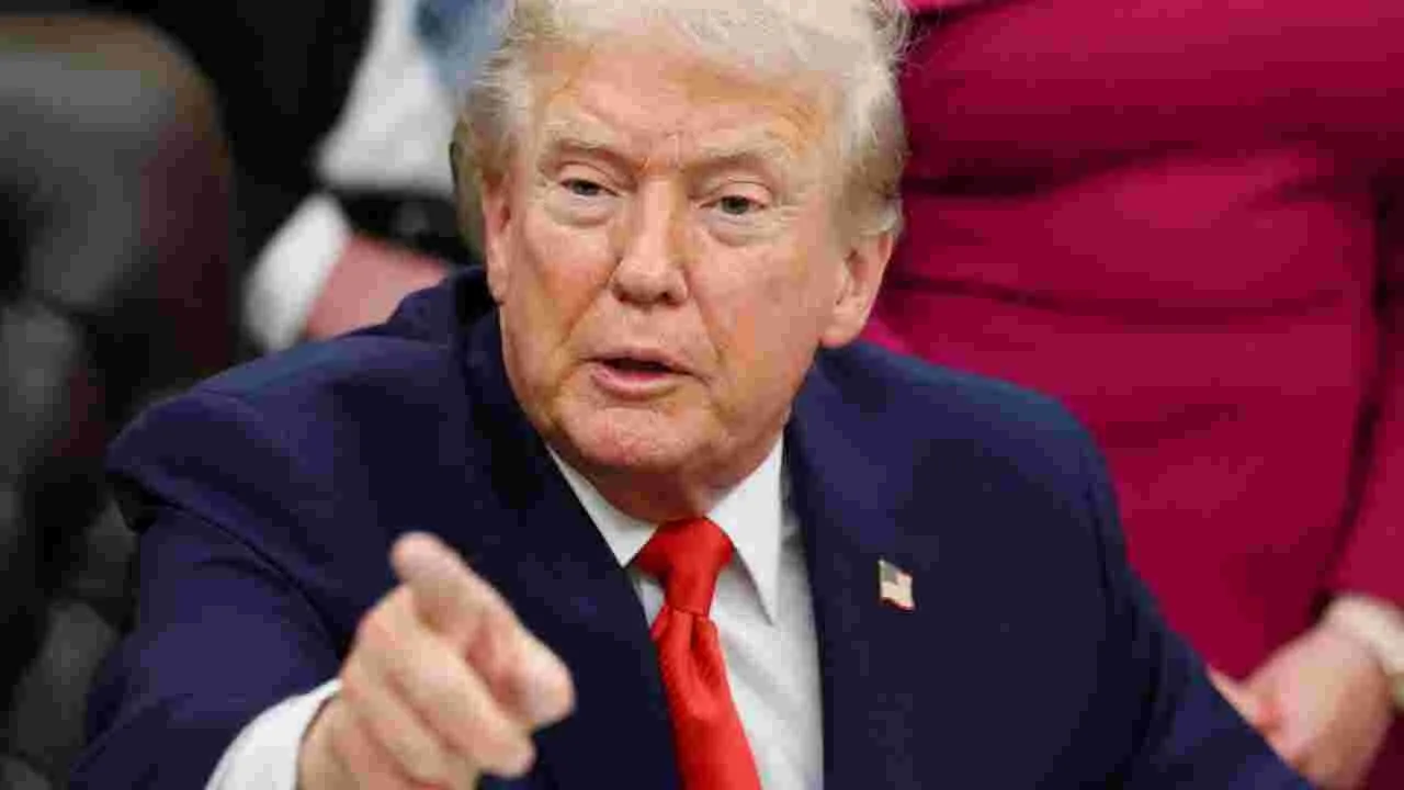 Trump Travel Ban: మరో 7 దేశాల పర్యాటకులపై అమెరికా నిషేధం!