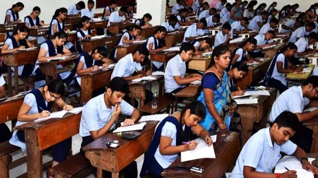 Public Exams: మార్చి 16 నుంచి టెన్త్‌ పరీక్షలు