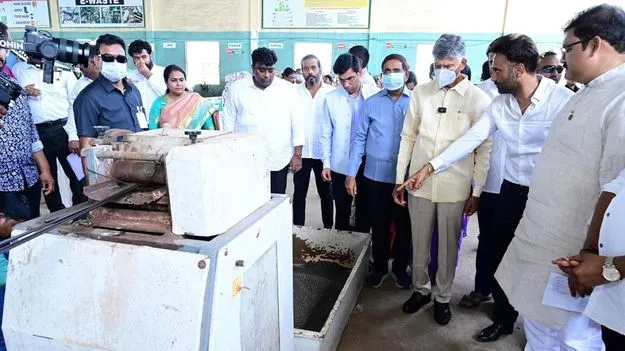 AP CM Chandrababu: ప్లాస్టిక్‌ వ్యర్థాలు కనపడొద్దు