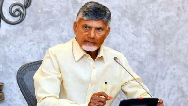 CM Chandrababu: సంక్రాంతి నుంచి సేవలన్నీ ఆన్‌లైన్‌