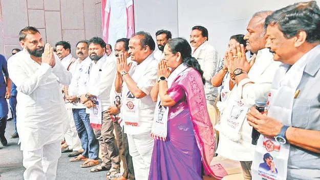 Deputy CM Pawan: బెదిరింపులు మానండి
