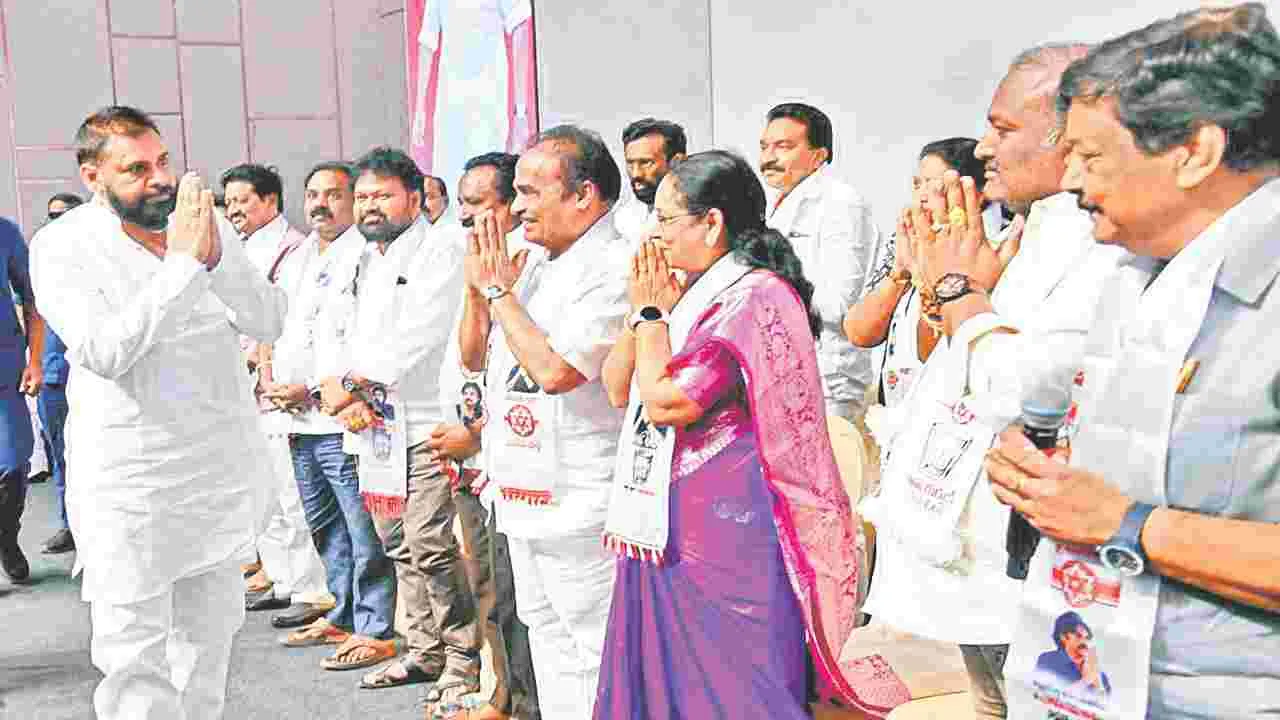 Deputy CM Pawan: బెదిరింపులు మానండి