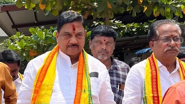 MLA Kala Venkata Rao: వైసీపీ నేతల కంటే మావోయిస్టులే నయం 