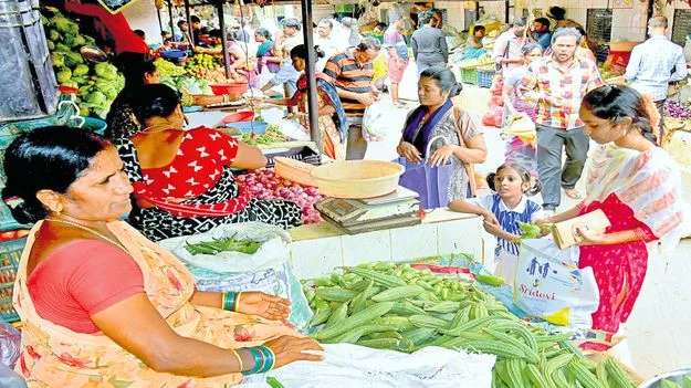 Visakhapatnam: క్లిక్‌ దూరంలో రైతుబజార్లు