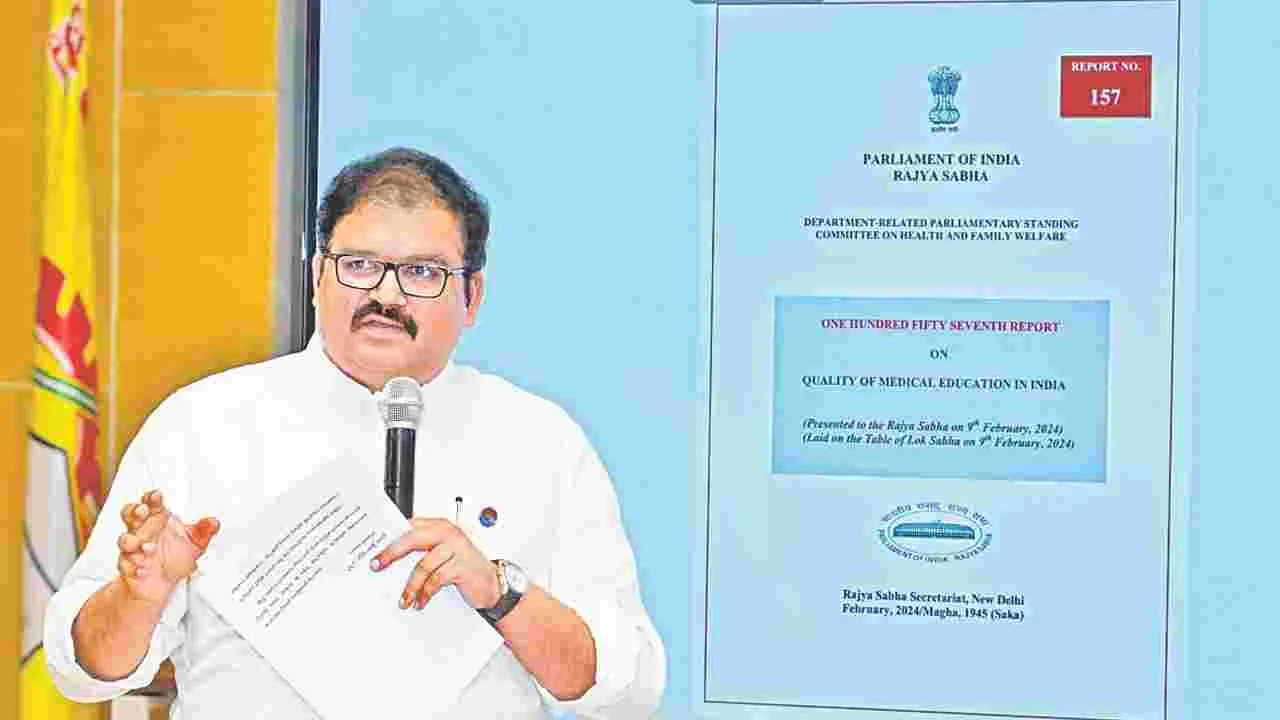 Kommareddy Pattabhi: ఢిల్లీలో జై కొట్టి... గల్లీలో ఫేక్‌ సంతకాలా