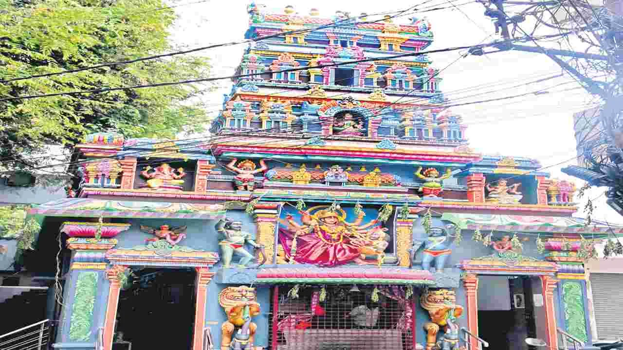 Endowments Department: దేవుడికీ దొరకరు