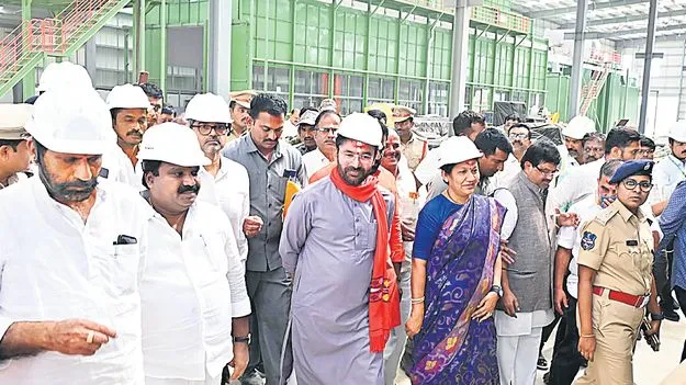 Kishan Reddy: ఫిరాయింపులపై మాట్లాడే హక్కు బీఆర్‌ఎస్‌, కాంగ్రెస్‌కు లేదు 