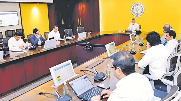  CM Chandrababu: జూన్‌లోగా 1.4 కోట్ల స్మార్ట్‌ ఫ్యామిలీ కార్డులు