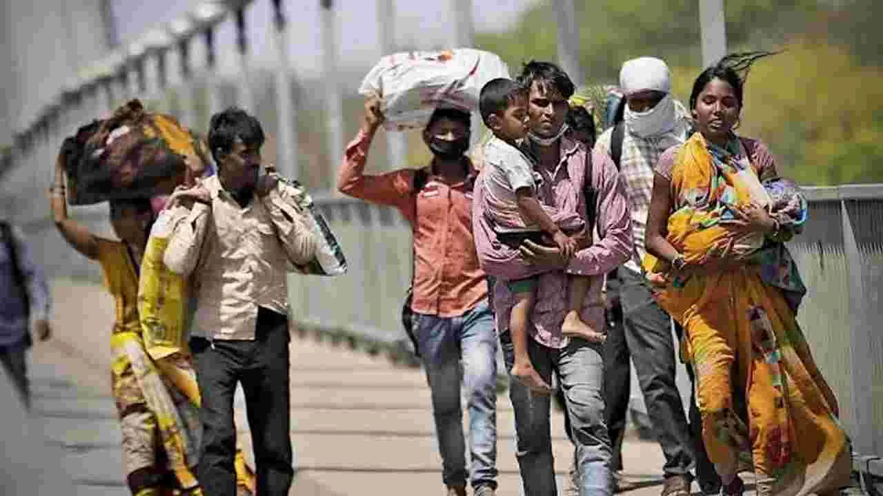 Indian Migrant Workers: గల్ఫ్‌ దేశాల్లో కాలనాగులు