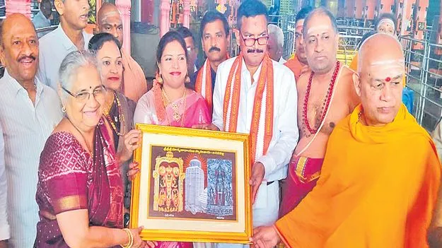 Sudha Murthy: మాతృభాషపై చిన్నచూపు తగదు