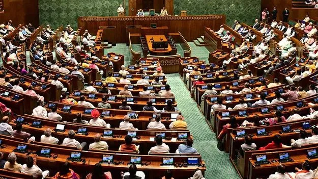 రామ్మోహన్‌పై బురదచల్లడం మానాలి: టీడీపీ ఎంపీలు