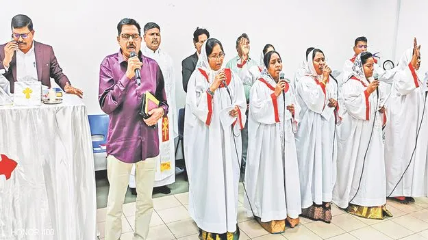 Gulf Christmas Celebrations: గల్ఫ్‌లో ఆంధ్ర క్రిస్మస్‌ కళ