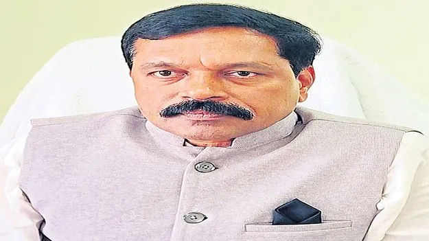 Veterinary Council Chairman: పశు వైద్యుడు కావాలంటే ఐదేళ్ల డిగ్రీ చదవాల్సిందే