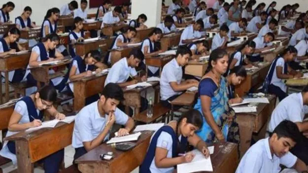 Paper Evaluation Time: ఒక్కో పేపర్‌కు 12 నిమిషాలు 