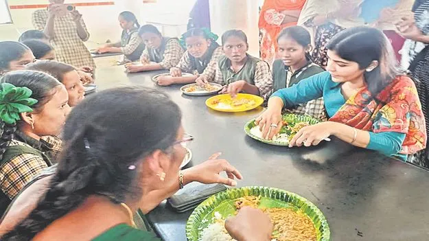 Women Commission Chairperson: మహిళల ఫిర్యాదుల స్వీకరణకు త్వరలో ప్రత్యేక ఆన్‌లైన్‌ పోర్టల్‌