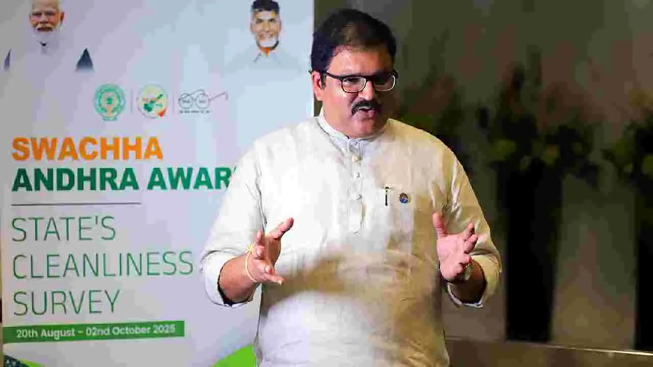 Kommareddy Pattabhiram: ఫొటోలతో మోసం చేయకండి