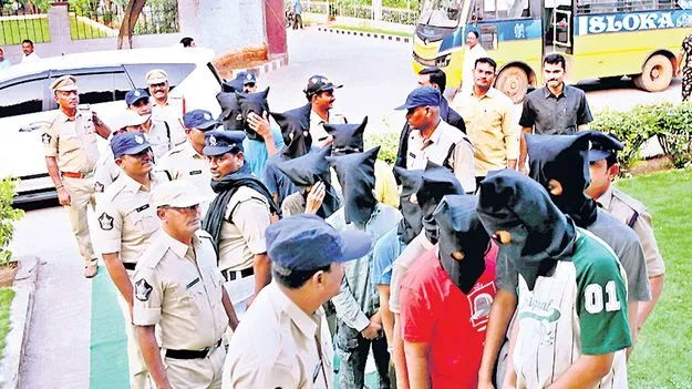 Digital Extortion: 12 మంది డిజిటల్‌ నిందితుల అరెస్టు