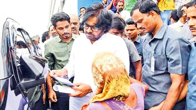 Housing Scheme: పేద మహిళ సొంతింటి కల నెరవేర్చిన పవన్‌