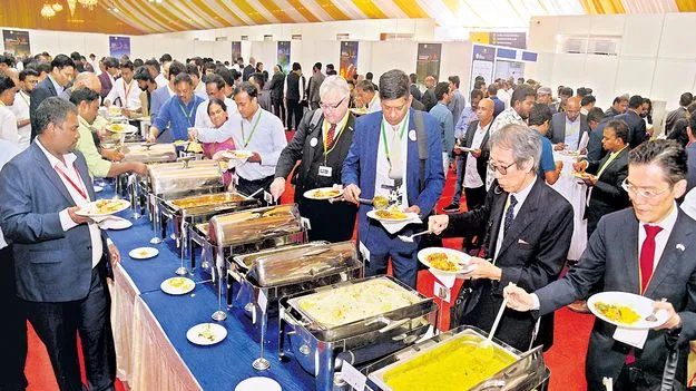 Visakhapatnam Summit: అతిథులకు పసందైన విందు