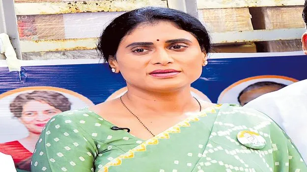 సాగుకు కూటమి చేసింది పంచ మోసాలు: షర్మిల