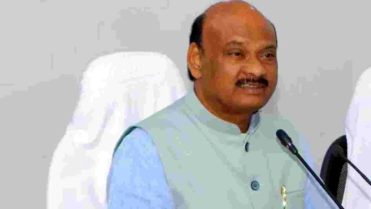 రాజకీయాలు భ్రష్టు పట్టిపోయాయి: అయ్యన్న