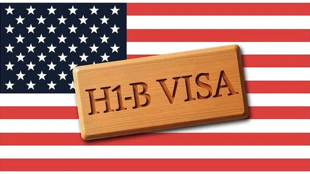 US Embassy: హెచ్‌1బీ వీసా కోసంమోసగాళ్ల వలలో పడకండి