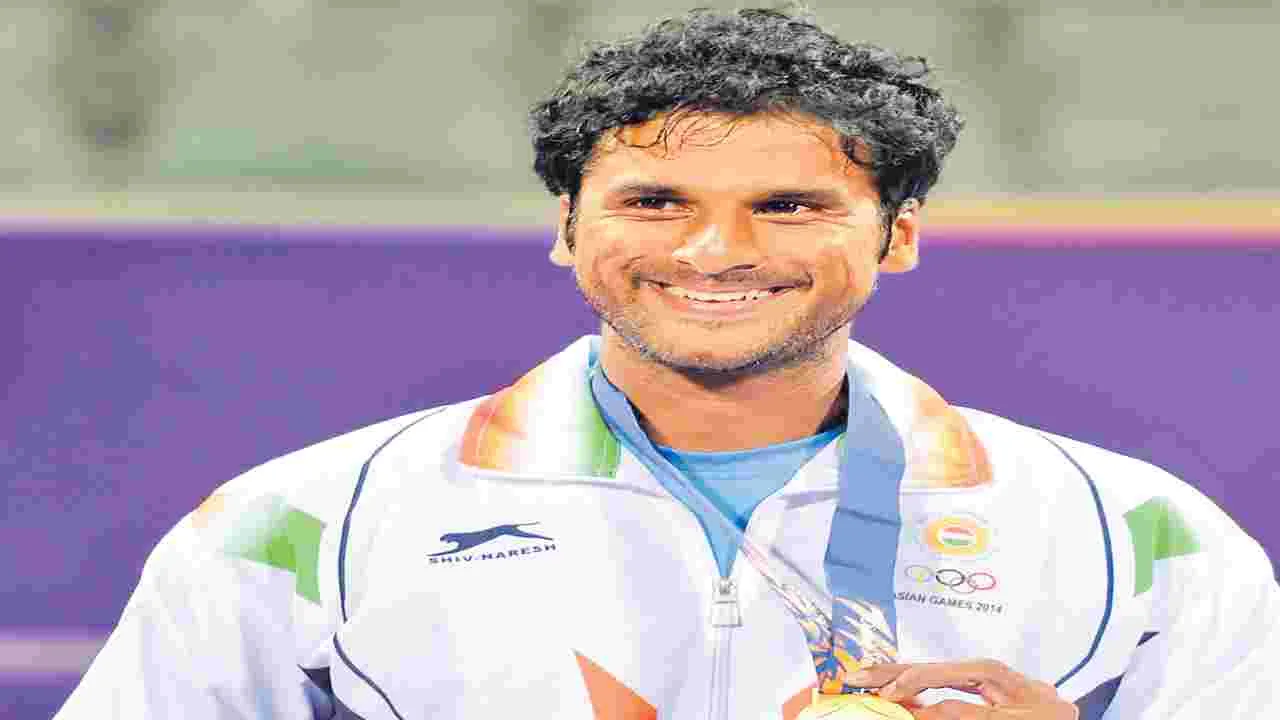 AP Govt: టెన్నిస్‌ క్రీడాకారుడు సాకేత్‌ సాయికి డిప్యూటీ కలెక్టర్‌ ఉద్యోగం