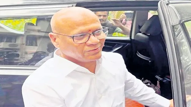 TTD Former EO: గత అధికారులు, చైర్మన్ల పేర్లు చెప్పలేదు