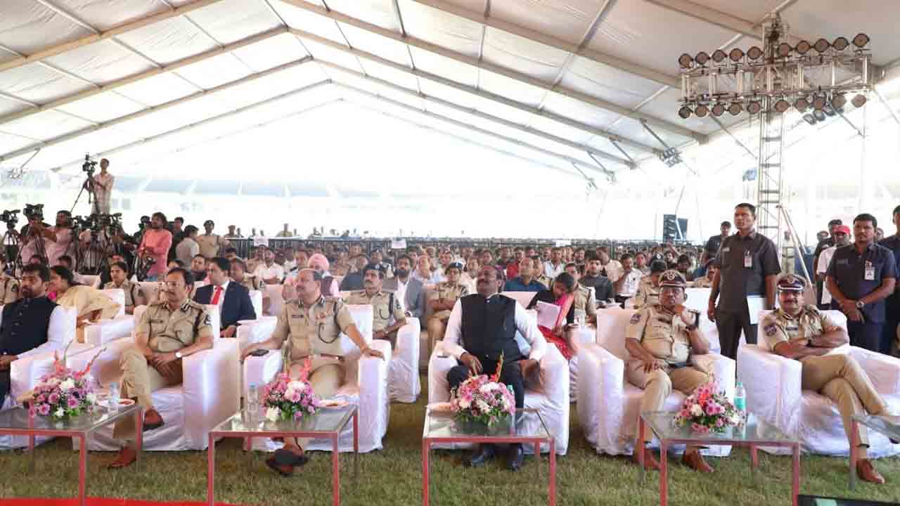 Arrive Alive Program: రోడ్డు భద్రతపై హైదరాబాద్‌లో అరైవ్ అలైవ్ కార్యక్రమం