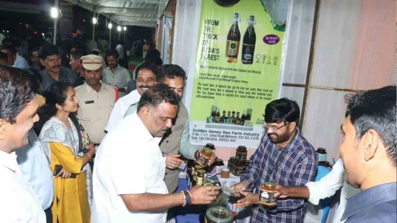 Puttaparthi Sathya Sai Baba: ఘనంగా పుట్టపర్తి సత్యసాయి బాబా శత జయంతి ఉత్సవాలు.. దర్శించుకున్న పలువురు ప్రముఖులు