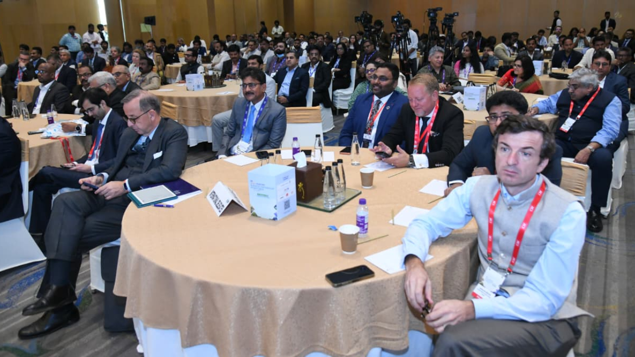 Visakha: యూరోప్‌లోని ఓ పెద్ద దేశానికి ఆంధ్రప్రదేశ్ సమానం: అమిత్ కల్యాణి