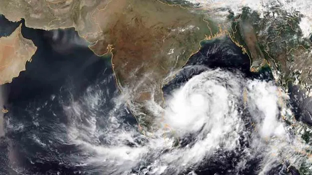 బంగాళాఖాతంలో అల్పపీడనం.. ఏపీకి వర్ష సూచన