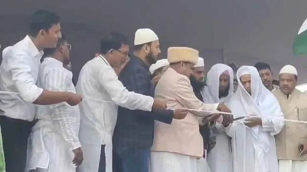 West Bengal: బెంగాల్‌లో బాబ్రీ మోడల్ మసీదు.. టీఎంసీ మాజీ ఎమ్మెల్యే శంకుస్థాపన