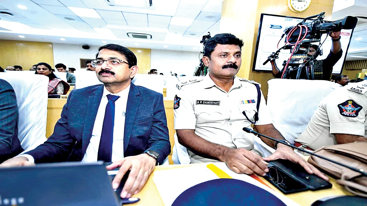 పీజీఆర్‌ఎస్‌ వినతుల పరిష్కారంలో జిల్లా ముందంజ