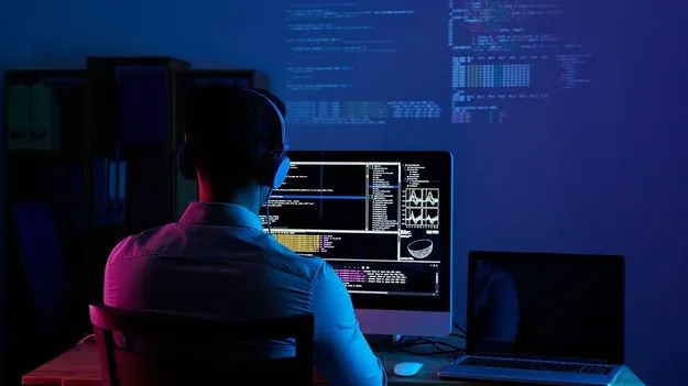 Techie Success Story: బీటెక్‌లో 17 బ్యాక్‌లాగ్స్.. అయినా వెనక్కు తగ్గలేదు.. ఐదేళ్లు గడిచేసరికి రూ.1.7 కోట్ల శాలరీ