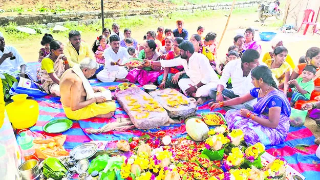  నాగదేవతల విగ్రహాల పునఃప్రతిష్ఠ