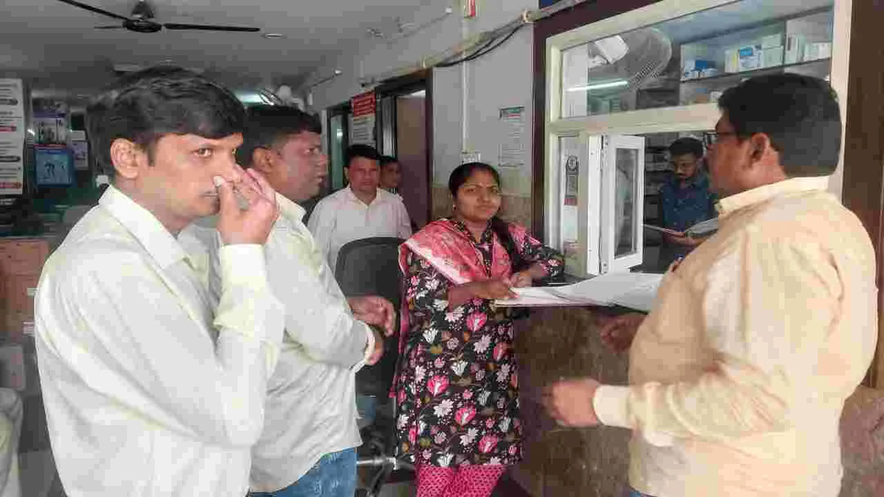 నిబంధనలను పాటించకుంటే రిజిస్ట్రేషన్స్‌ రద్దు