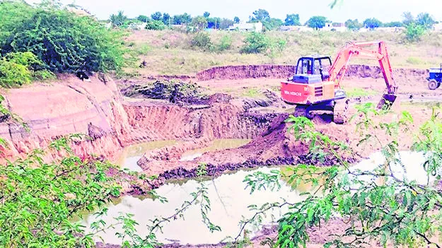 మట్టి మాఫియా