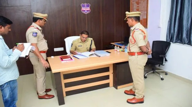 పకడ్బందీగా విజిబుల్‌ పోలీసింగ్‌ అమలు