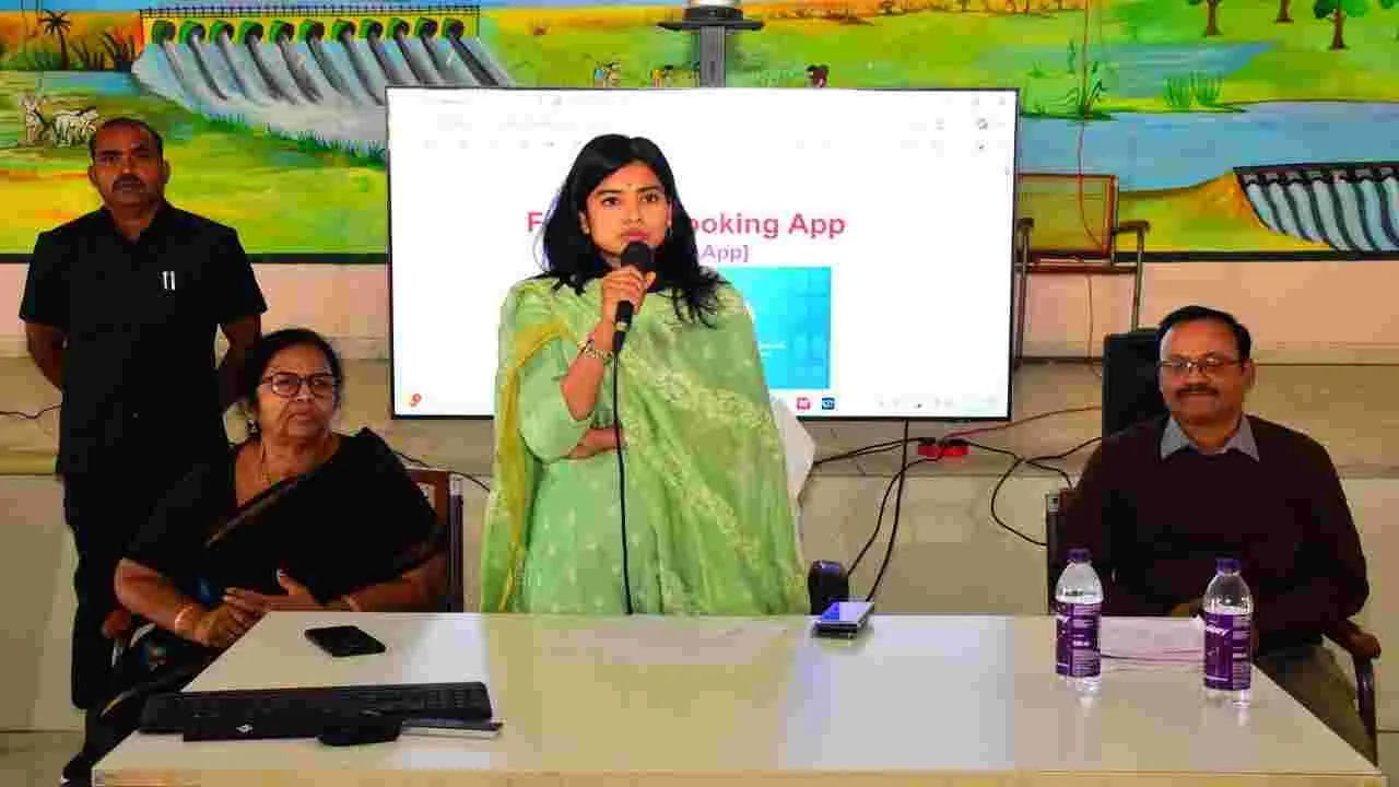 ఫర్టిలైజర్‌ యాప్‌, ఆయిల్‌పామ్‌ సాగుపై అవగాహన