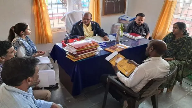 అభ్యర్థుల ఖర్చులపై ప్రత్యేక దృష్టి