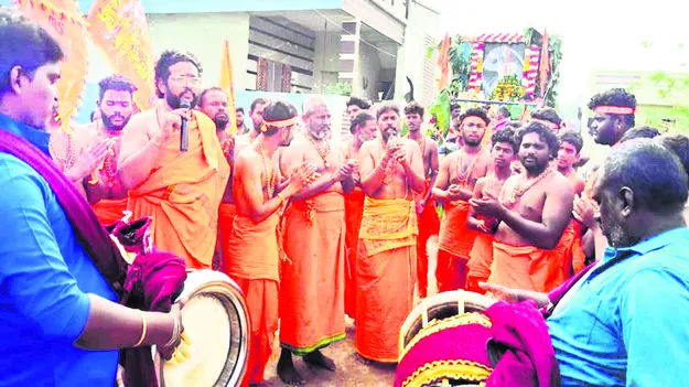  నవరూప ఆంజనేయస్వామి గ్రామోత్సవం