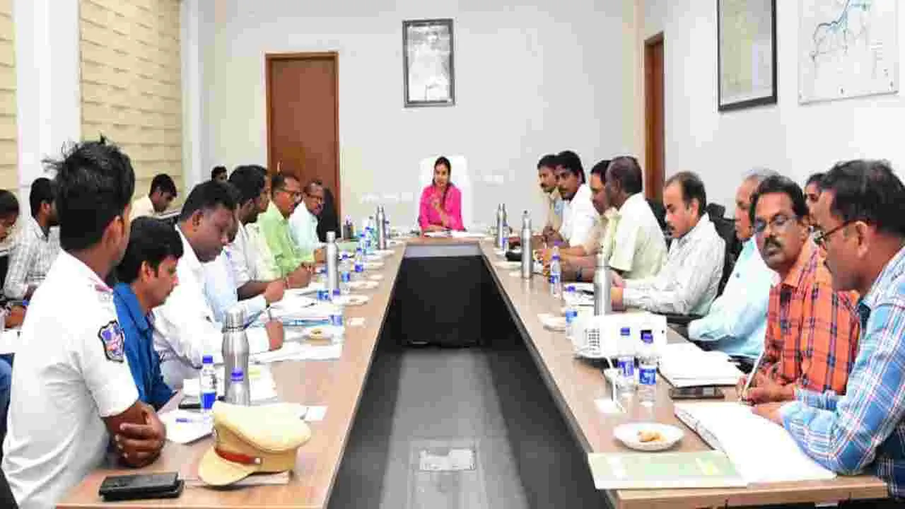 రోడ్డు ప్రమాదాల నియంత్రణకు పటిష్ట చర్యలు