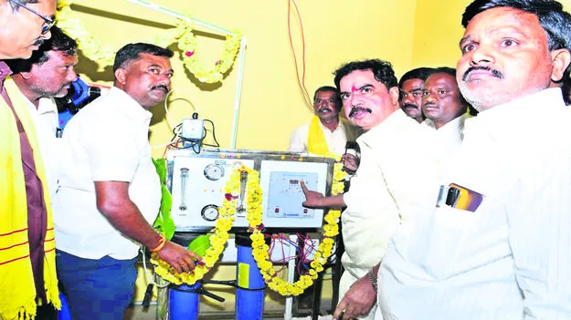  రోడ్డు, ఆర్వో ప్లాంట్‌ ప్రారంభం